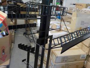 lot 136 image: CARQUEST Combo Rack...