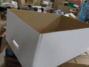 lot 179 image: 50 White Open Boxes...
