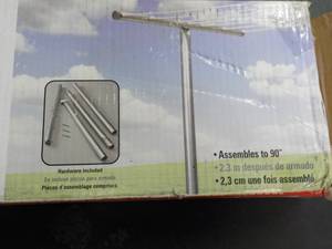 lot 192 image: 32 Wide Clothesline T-post...