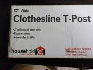lot 193 image: 32 Wide Clothesline T-post...