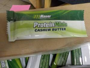lot 196 image: 2 Cases of Mauer Protein Minis Cash...