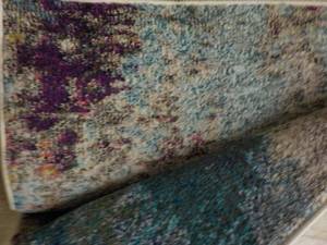 lot 197 image: 8 x 10 Area Rug...