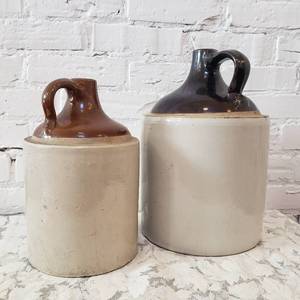 lot 116 image: Stoneware Jugs Great Northern Railway Co.
