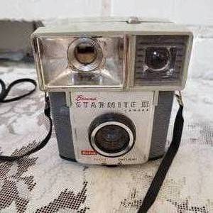 lot 49 image: Retro Camera Additions Collection
