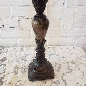 lot 94 image: Chic Marble Candle Stick Lamp