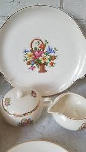 lot 27 image: Quaker Petit Point China Service