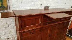lot 4 image: Gorgeous MacKenzie Dow Brighton Buffet from English Pub Collection
