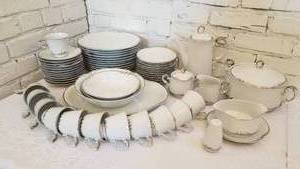 lot 28 image: Silver Rimmed Style Home Embassy China Service