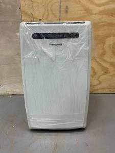 lot 32 image: HONEYWELL MN14CCDWW 14000 BTU 700 sq. ft. Dual Hose Portable Air Conditioner with 95 Pint Dehumidifier (Classic Series), White
