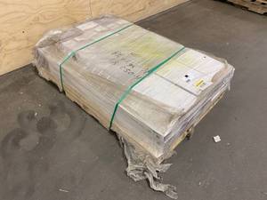 lot 47 image: HOME DECORATORS COLLECTION Lot of 15 Cases of- Coastal Oak 7.5 in. L x 47.6 in. W Luxury Vinyl Plank Flooring (24.74 sq. ft. per case). Total of 371.1 sq. ft.