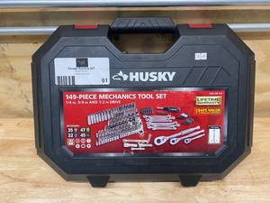 lot 61 image: HUSKY 14 in., 38 in. and 12 in. Drive Mechanics Tool Set (149-Piece)