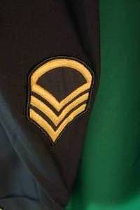 lot 129 image: Mens Army Dress Coat with Staff Sergeant Insignia