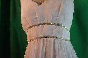 lot 33 image: Cleopatra White Dress