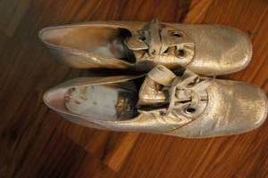lot 89 image: Vintage Shoes - Perfect for the Witch in You