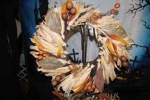 lot 102 image: 2 New Kirkland Fall Wreaths