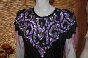 lot 17 image: Timeless SNF Pure Silk Beaded Dress Size M