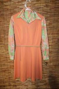 lot 46 image: Mod Mango Dress Sz 10