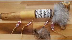 lot 6 image: Native American Authentic Beaded Peace Pipe Ceremonial Elk Antler Signed 9