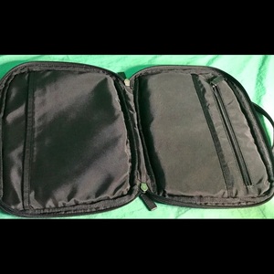 lot 38 image: Coach Tablet Small File Carrier() Black