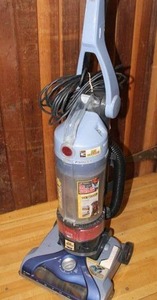 lot 61 image: Hoover Windtunnel T Series PAWS Vacuum Cleaner
