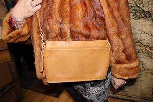 lot 15 image: Vintage Coach British Tan Saddle Crossbody Purse