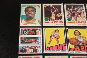 lot 6 image: Vintage 1970s Basketball Card Lot  15 Cards