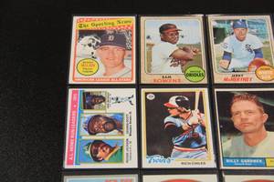 lot 7 image: Vintage 1960s and 1970s Baseball Card Lot  16 Cards