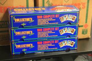 lot 71 image: 1989 Upper Deck Baseball Partial Set Lot  30 Partial Sets