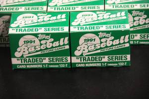 lot 76 image: 1991 Topps Traded Baseball Complete Set Lot  11 Sets