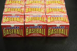 lot 82 image: 1991 Fleer Update Baseball Factory Sealed Set Lot  15 Sets