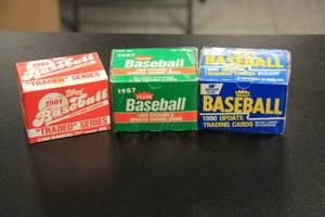 lot 90 image: 1981 Topps Traded 1987 Fleer Update and 1990 Fleer Update Set Lot  3 Sets