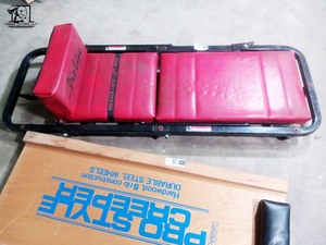 lot 050 image: Petersen Pro Style Creeper and Ex-Cell Proline 2-in-2 Mechanic CreeperSeat