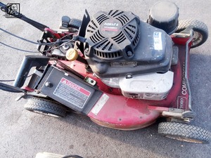 lot 054 image: Toro FJ180V Commercial Lawn Mower & Stihl Gas Cutter (for Parts & Repair)
