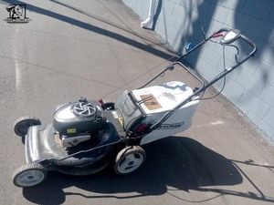 lot 059 image: Craftsman Platinum Lawnmower