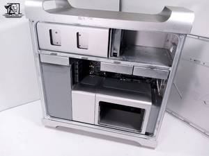 lot 097 image: Apple G5 Tower With Motherboard (Upgrade, Build)