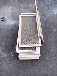 lot 114 image: Twelve Window screens (two 17 x 31 ten 17 x 39)