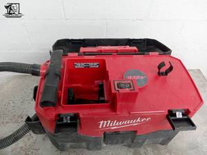 lot 157 image: Milwaukee WetDry Vacuum Cleaner