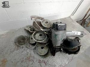 lot 182 image: Hitachi  Air Compress  Nail  Gun  25 spools
