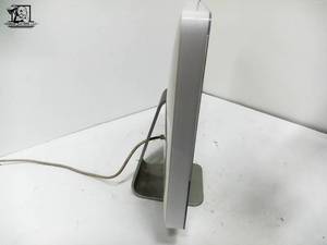 lot 136 image: Apple iMac desktop computer (works)