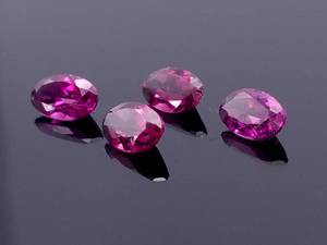 lot 45A image: 1.08 Carats of Raspberry Rhodolite Garnets
