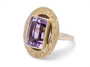 lot 34 image: Vintage Amethyst Estate Ring in 14k Yellow Gold $1900 Appraisal