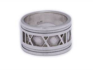 lot 36 image: Tiifany & Co Atlas Estate Ring in Sterling Silver Wide 12mm $750