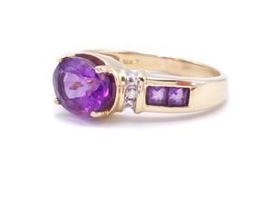 lot 51 image: Beautiful Amethyst and Diamond Estate Ring in 14k Yellow Gold $1850