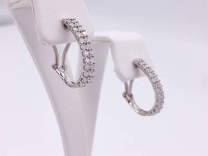 lot 21 image: Ladies Diamond Estate Earrings Lever Back $3100