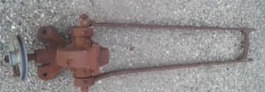 lot 15 image: Mechanical pump parts