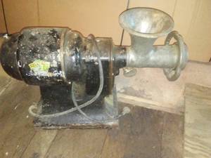 lot 22 image: Electric commercial meat grinder