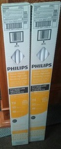 lot 30 image: 10 pack Philips 48  T8 bulbs 32 watts. (2)