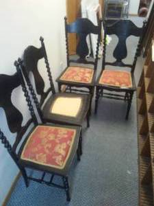 lot 58 image: 4 vintage matching chairs,