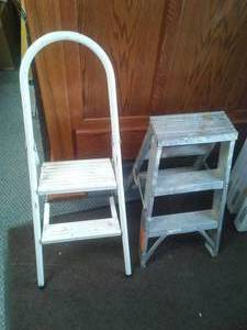 lot 67 image: 2 step stool & Ladder-