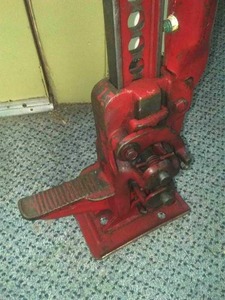 lot 72 image: Handyman Jack- Excellent